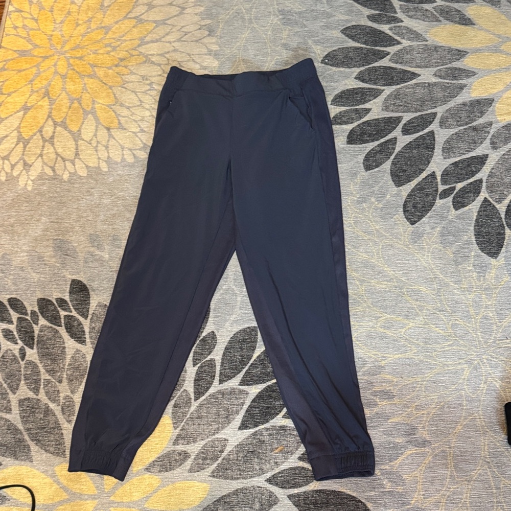 Athleta Sz 4 Brooklyn Jogger Pants